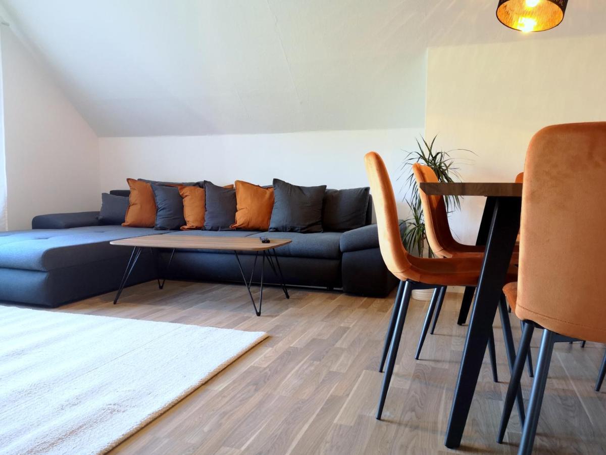 Family-Apartment Mit Balkon, Kueche, Parkplatz & Waschmaschine اوفنبرغ المظهر الخارجي الصورة