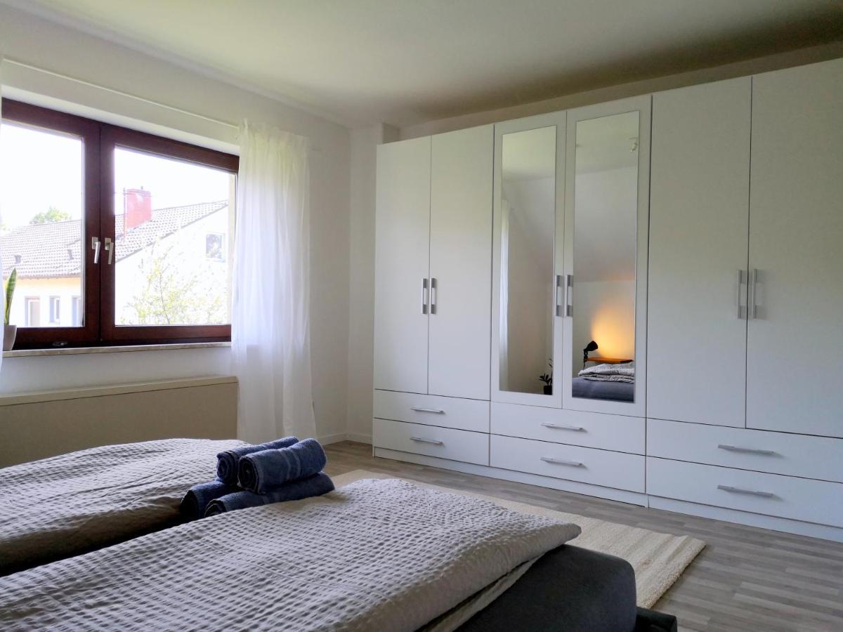 Family-Apartment Mit Balkon, Kueche, Parkplatz & Waschmaschine اوفنبرغ المظهر الخارجي الصورة